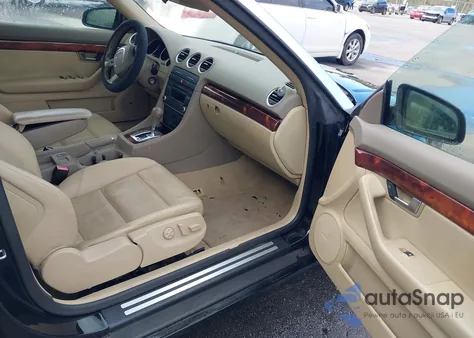 2009 Audi A4 2.0T Special Edition из США, поврежденный, VIN WAUAF48H89K010469